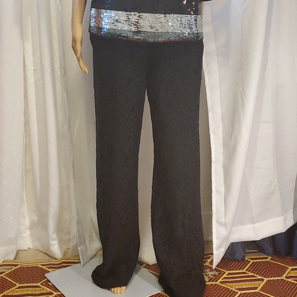 Alegant set for any event 2pc happy holidays lace pants lace top and silver - Picture 10 of 17